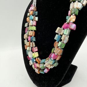 Vintage Mother of Pearl Style 3-strand Multicolored Necklace Stone Silver Tone